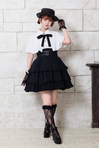 A Gothic & Lolita style of fashion in Japan. 
