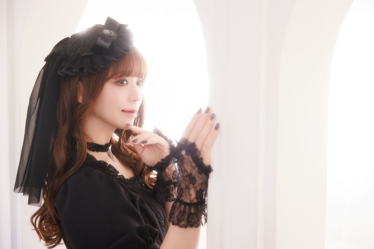 A Gothic & Lolita style of fashion in Japan. 