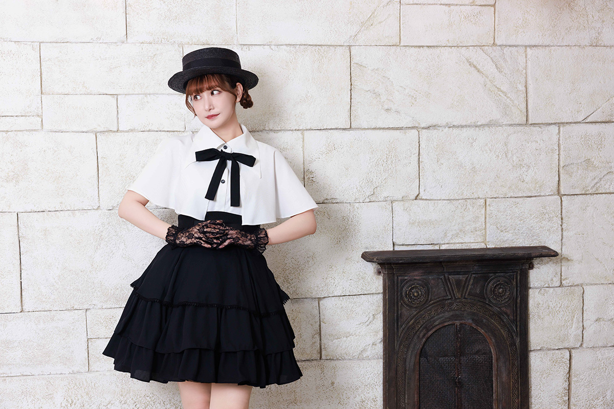 A Gothic & Lolita style of fashion in Japan. 